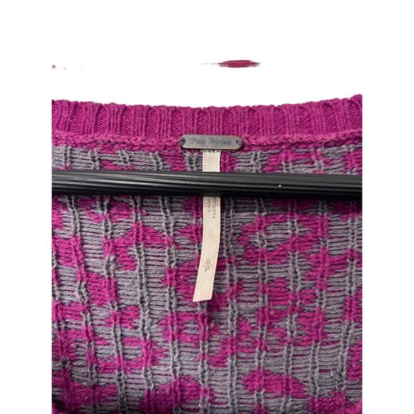 Free People Magenta Alpaca Blend Leopard Animal Print Pull Over Sweater Size S - Picture 4 of 8